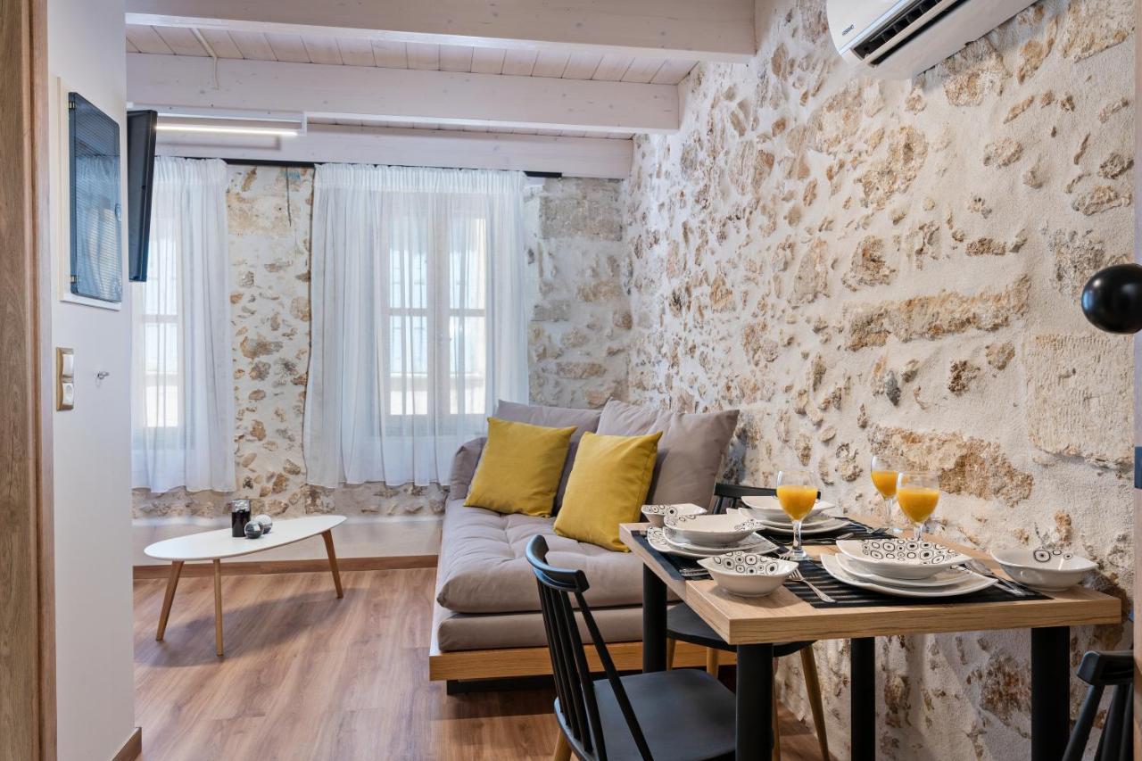 Erotokritos Luxury Apartament *